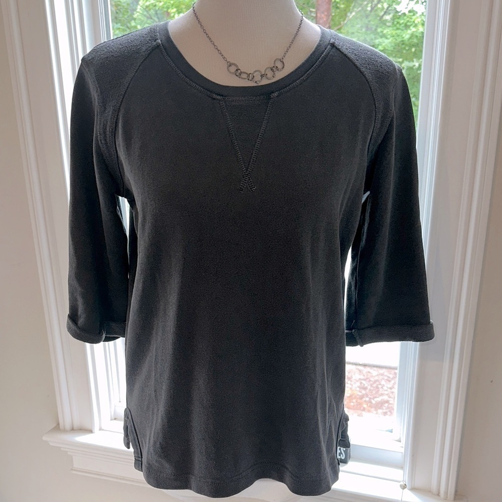The Wrap Lightweight 3/4 Sleeve Sweatshirt, Size 6 US, EUC